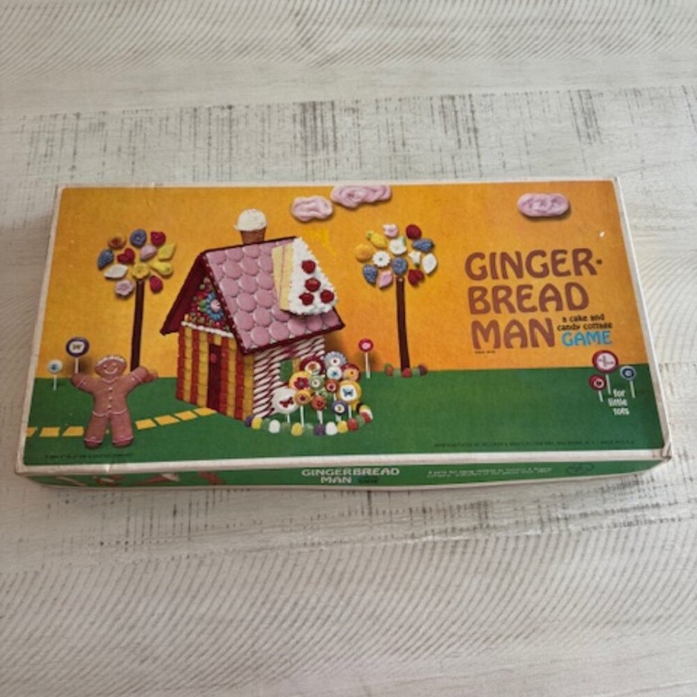 Vintage 1964 Cadaco Ginger-bread Man a Cake and Candy Cottage Game